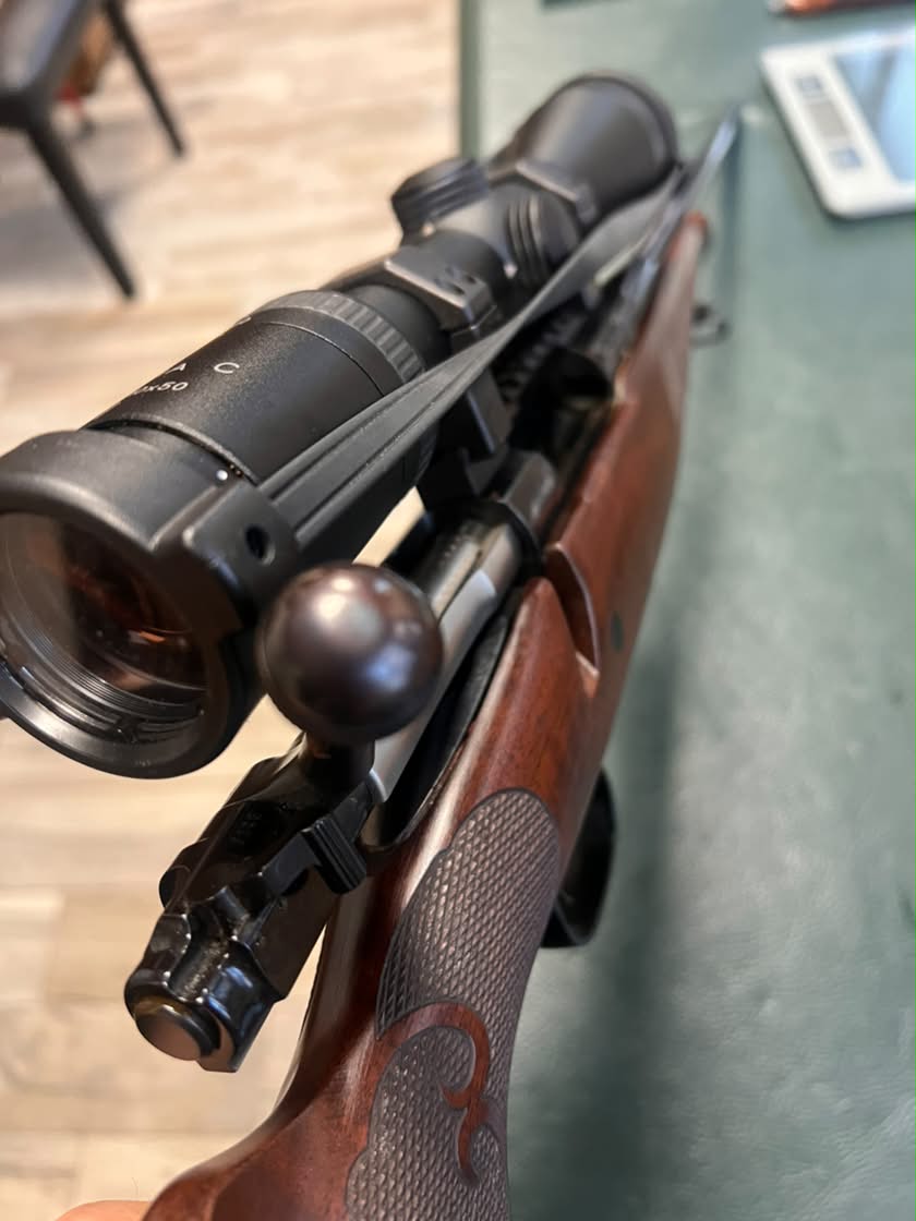 CARABINA BOLT-ACTION